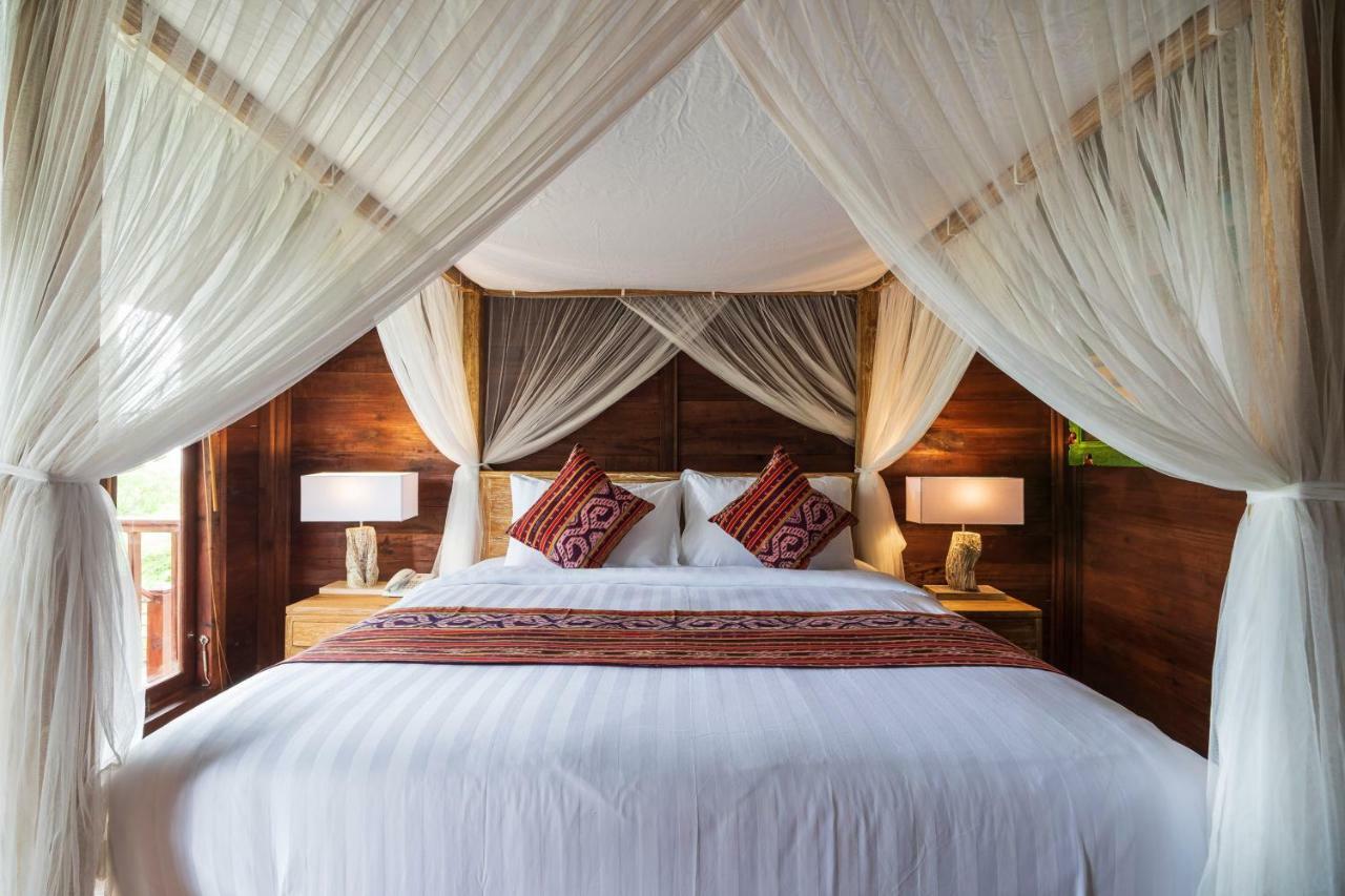 สตาร์ เซมาบู รีสอร์ต Hotel Toyapakeh ภายนอก รูปภาพ